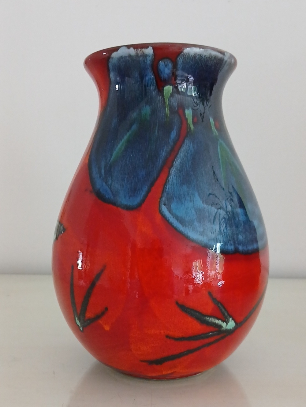 HIMALAYAN POPPY Poole Pottery Blue Floral Red Vase 8.5" Living Glaze Collection